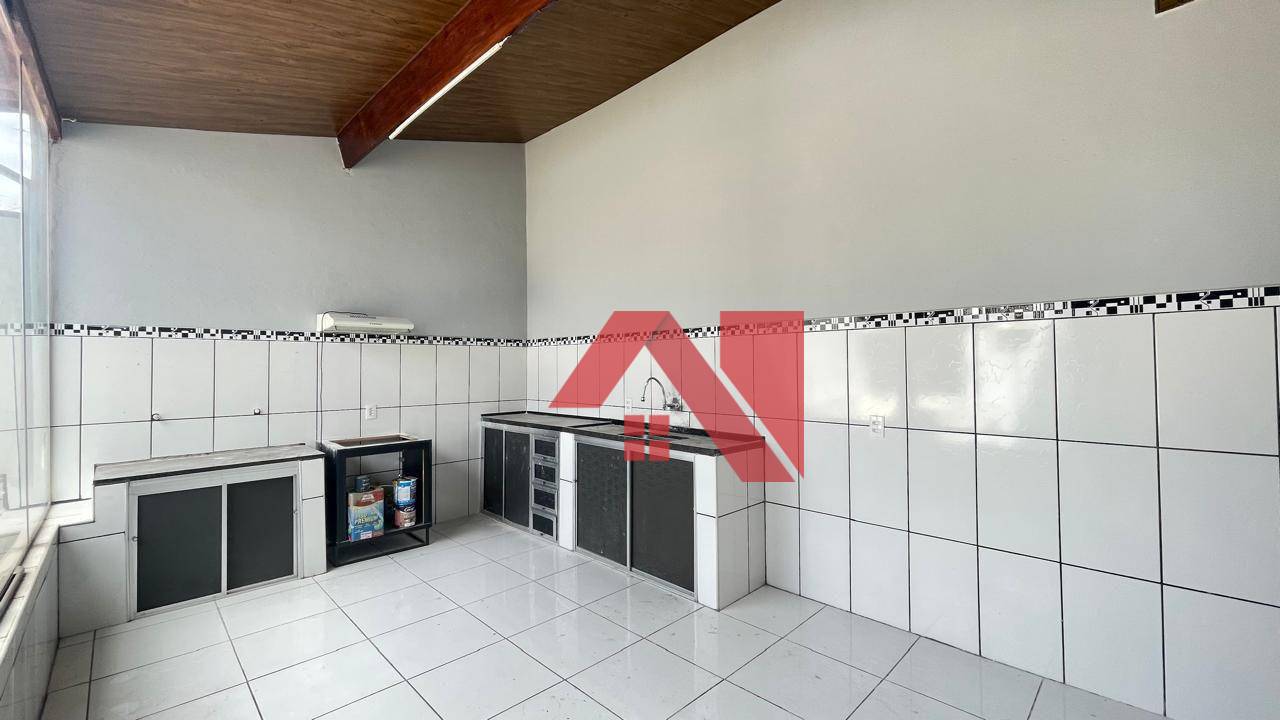 Casa à venda com 4 quartos, 177m² - Foto 14