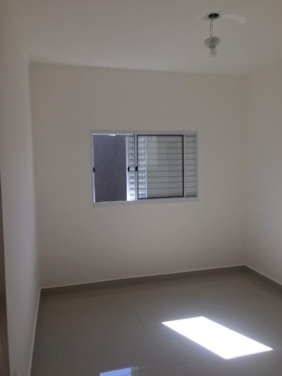 Casa à venda com 3 quartos, 70m² - Foto 6