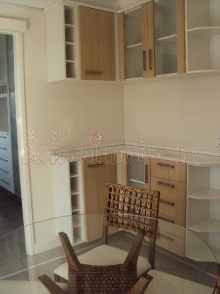 Apartamento à venda com 3 quartos, 204m² - Foto 4