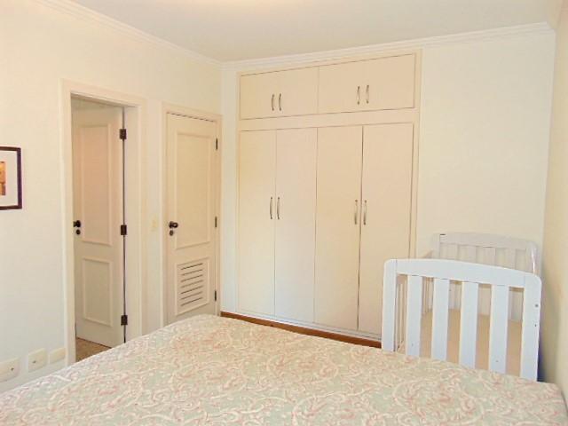 Apartamento à venda com 3 quartos, 186m² - Foto 15