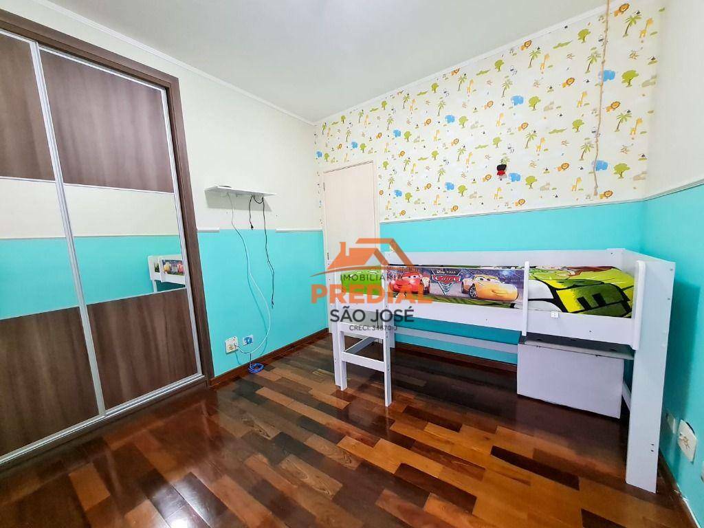 Apartamento à venda com 3 quartos, 156m² - Foto 16