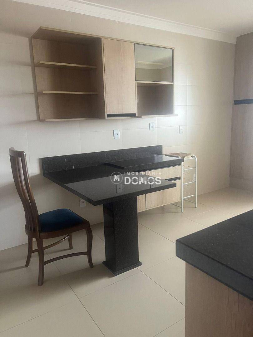 Apartamento à venda com 3 quartos, 170m² - Foto 22