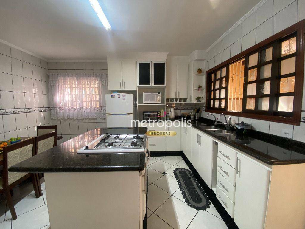 Sobrado à venda com 3 quartos, 240m² - Foto 12