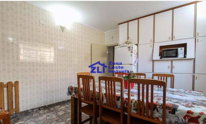 Sobrado à venda com 4 quartos, 160m² - Foto 2