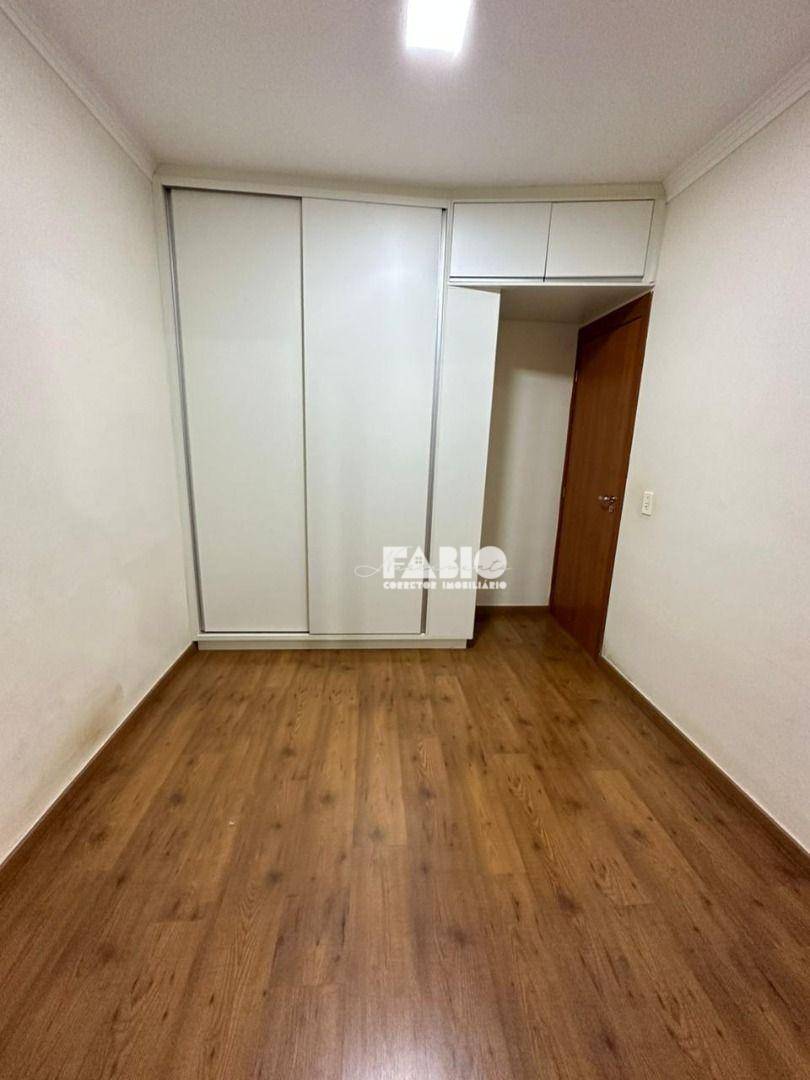 Apartamento à venda com 2 quartos, 55m² - Foto 3