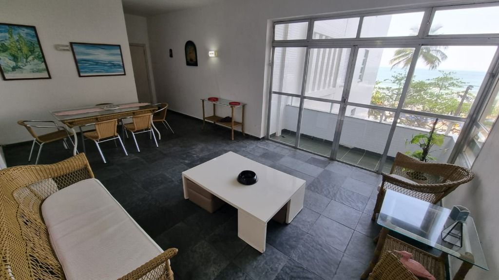 Apartamento à venda com 3 quartos, 130m² - Foto 4