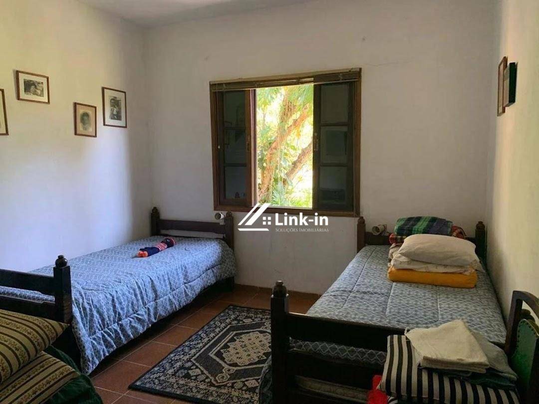 Sítio, 3 quartos, 30831 m² - Foto 4