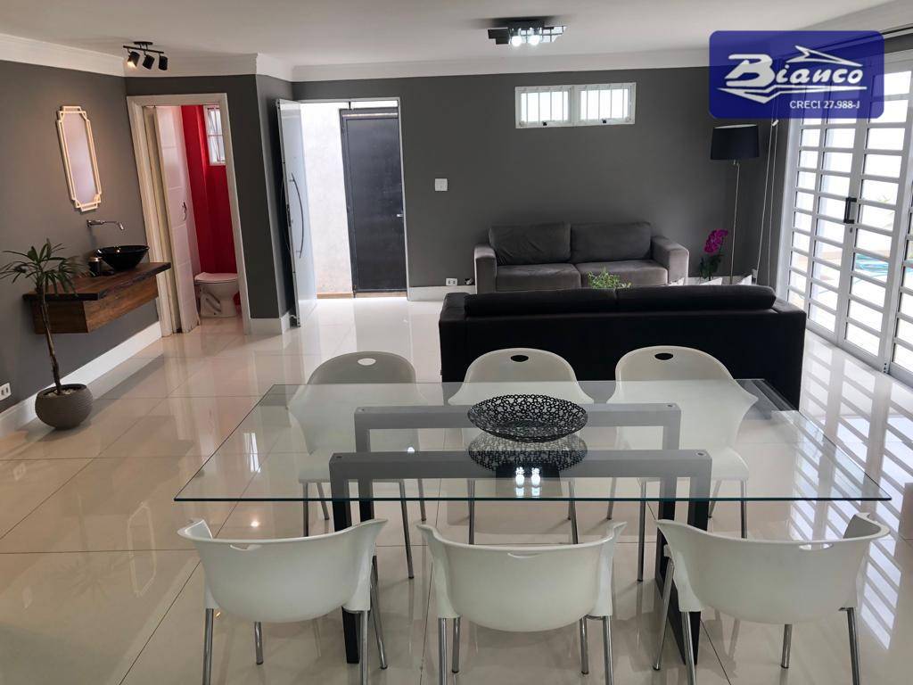 Sobrado à venda com 4 quartos, 250m² - Foto 16