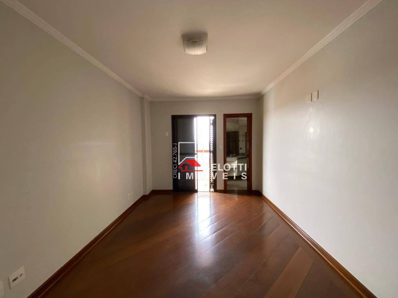 Apartamento à venda com 3 quartos, 194m² - Foto 5