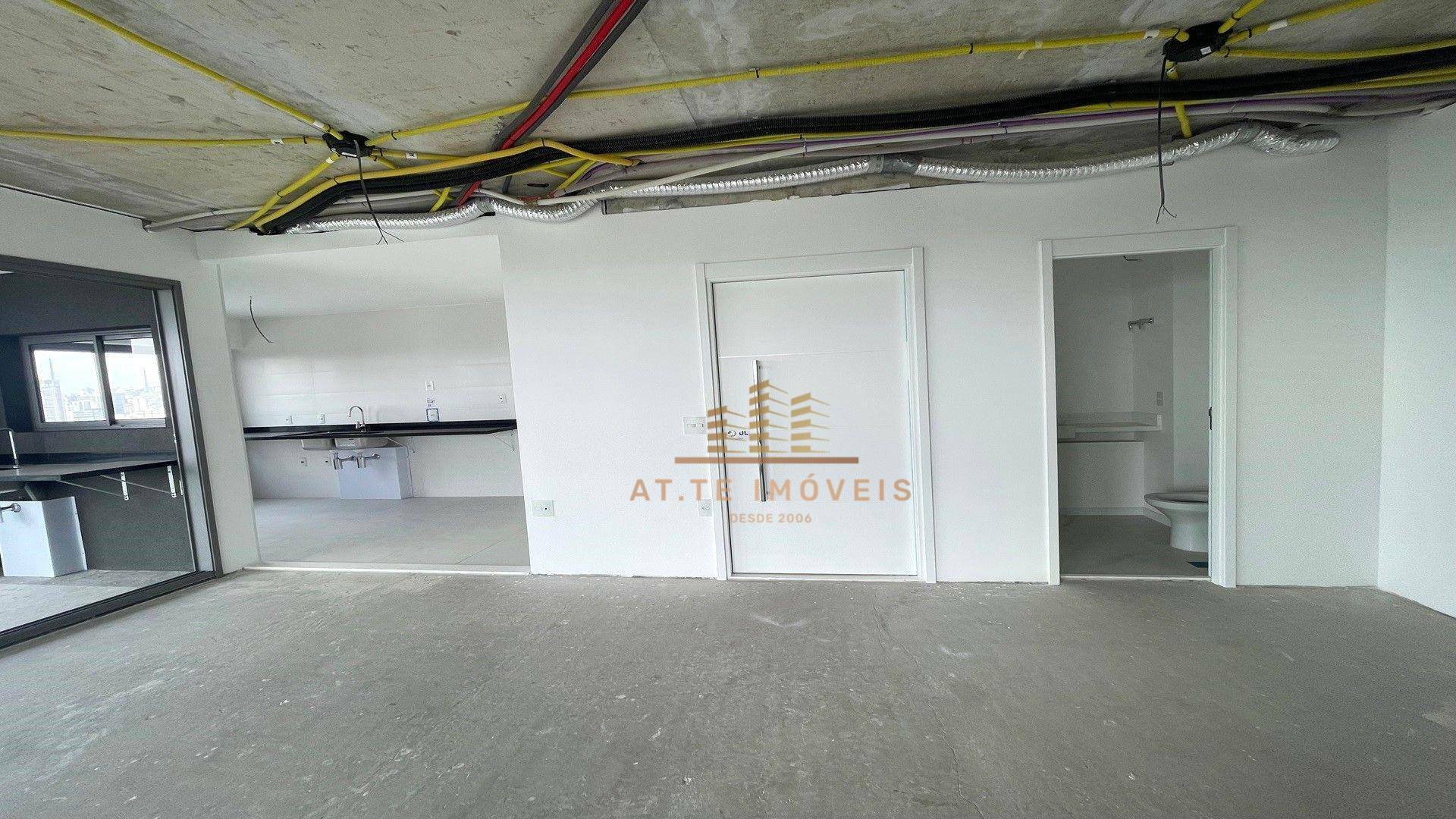 Apartamento à venda com 3 quartos, 142m² - Foto 7