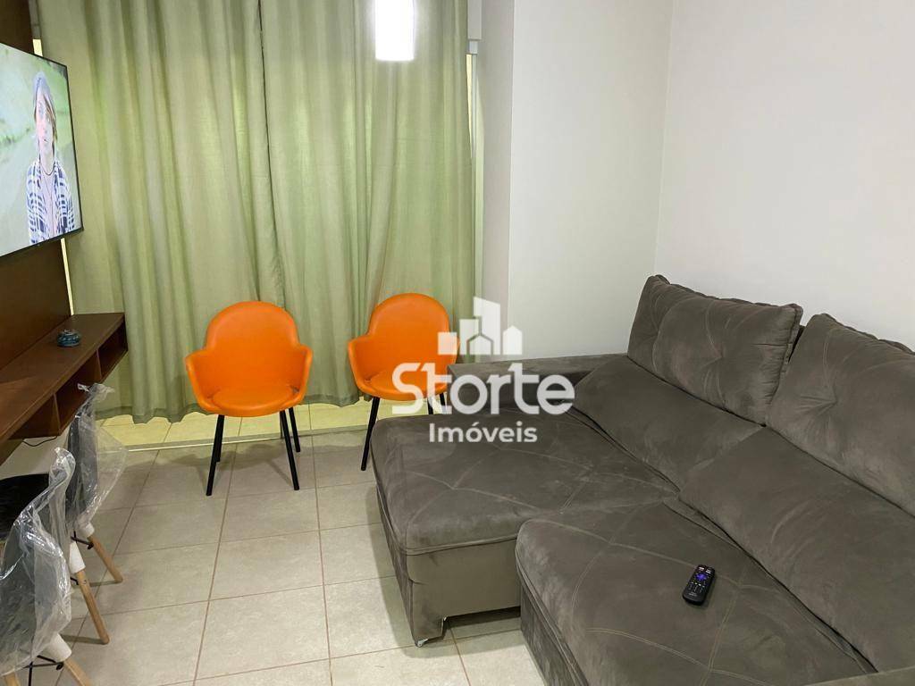 Apartamento à venda com 2 quartos, 62m² - Foto 3