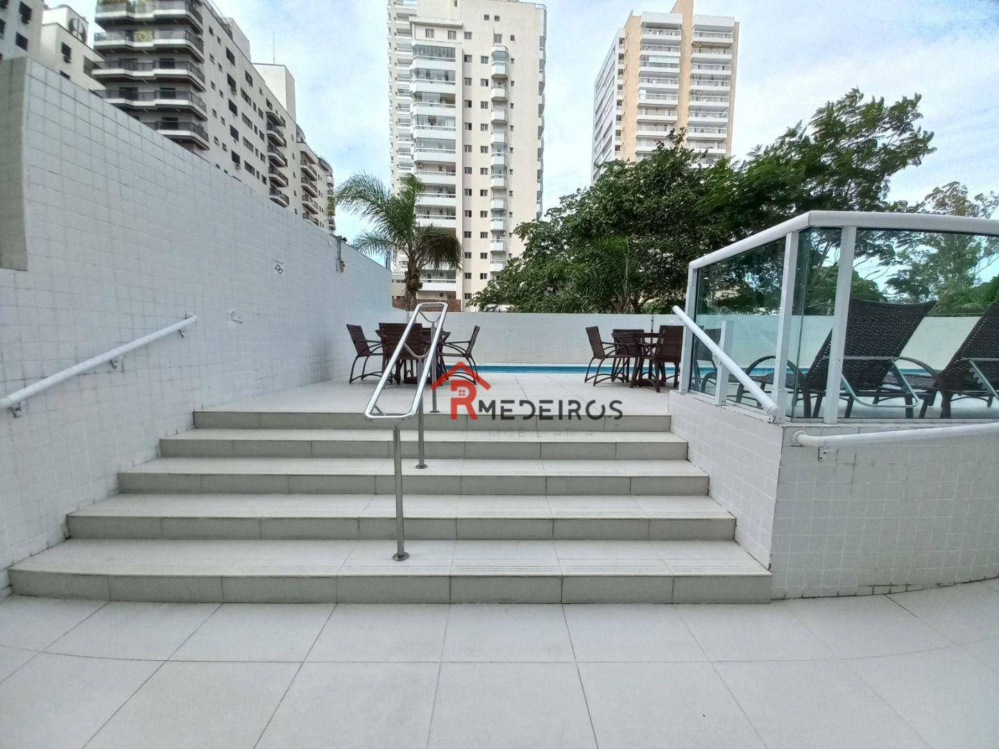 Apartamento à venda com 3 quartos, 125m² - Foto 11