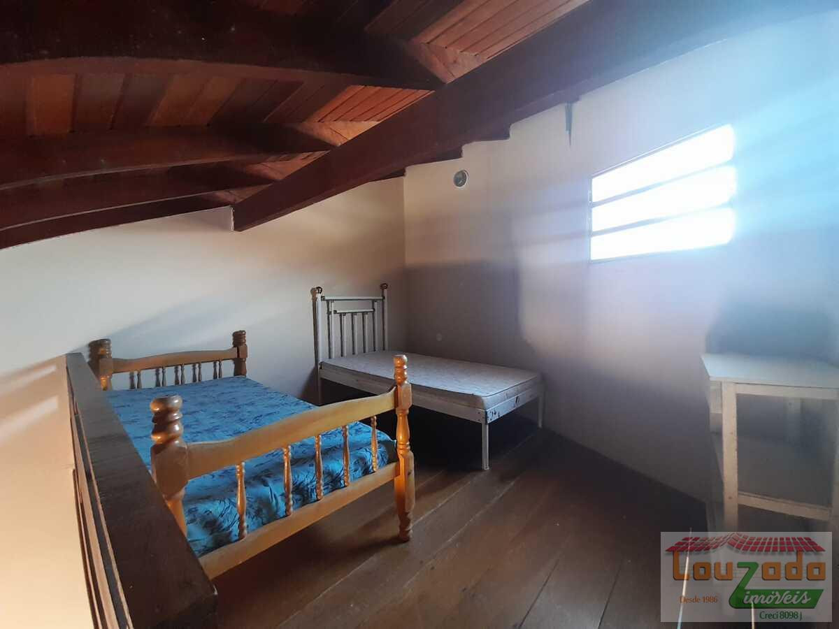 Casa à venda com 7 quartos, 420m² - Foto 19