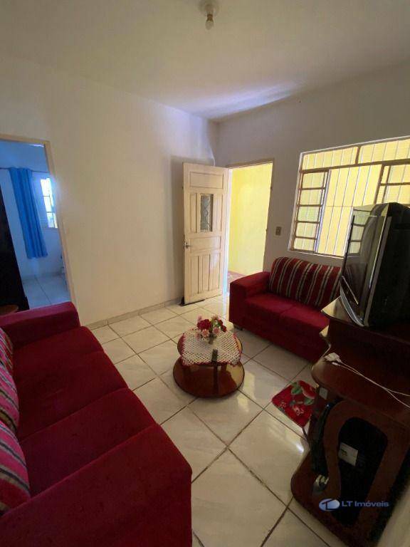 Casa à venda com 3 quartos - Foto 3