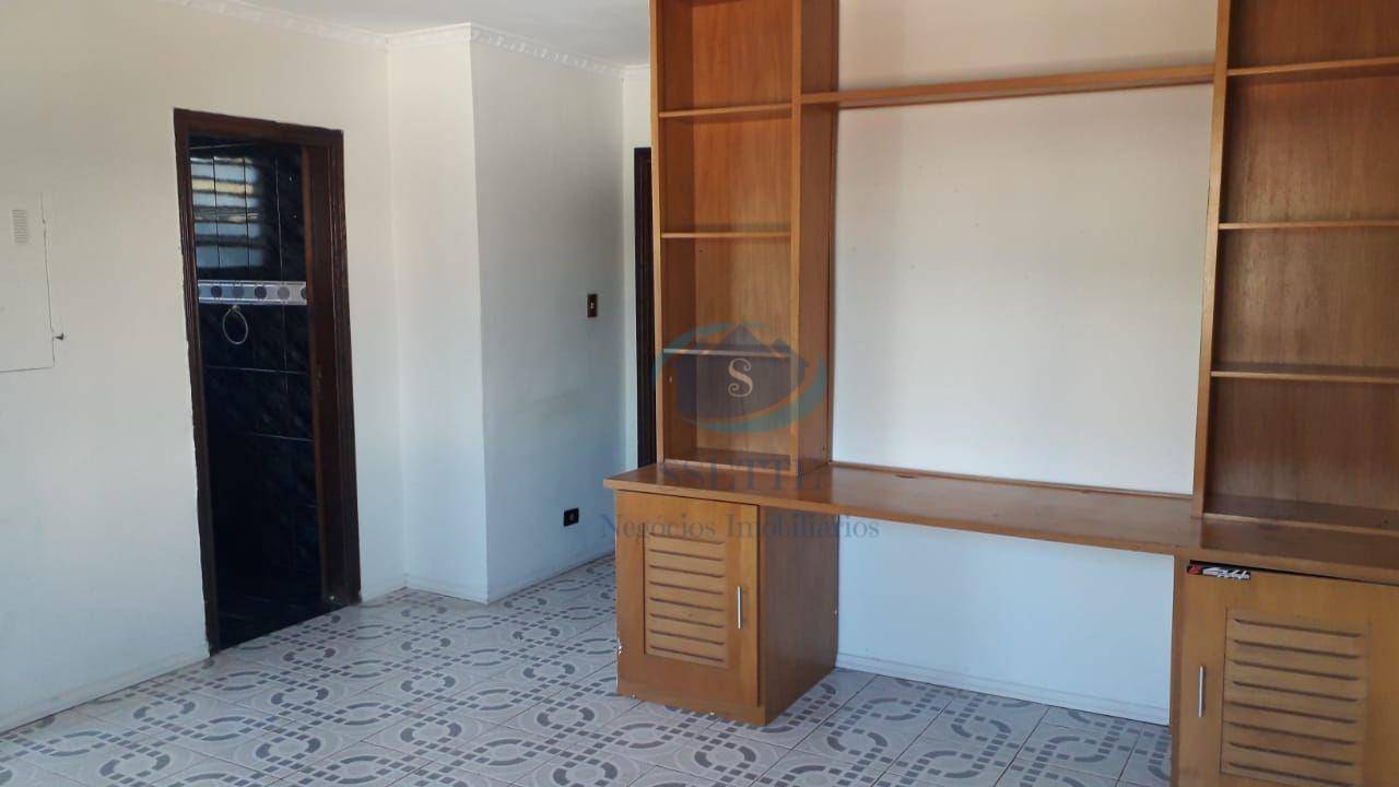 Casa à venda e aluguel com 4 quartos, 423m² - Foto 5