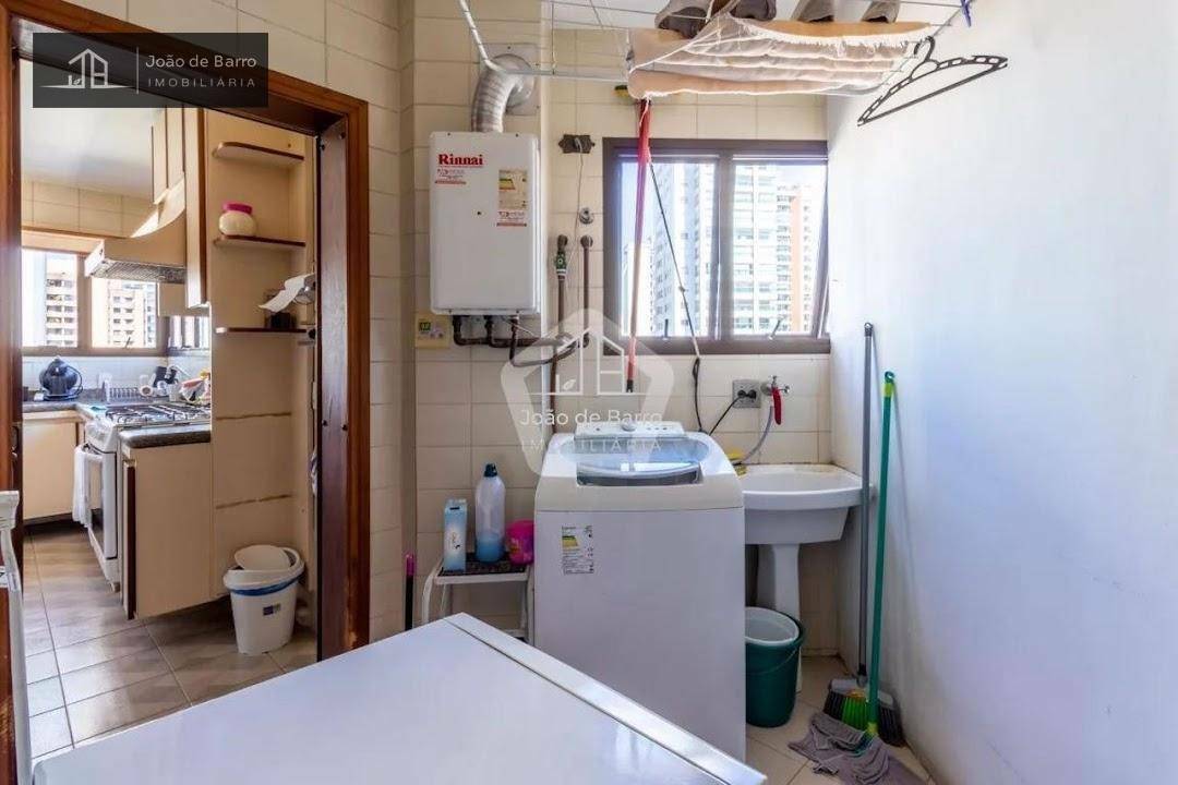 Apartamento à venda com 4 quartos, 225m² - Foto 22