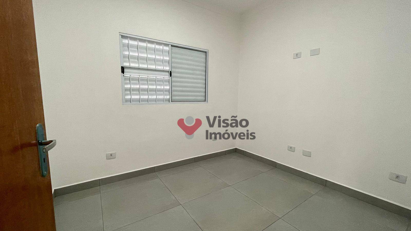 Casa à venda com 3 quartos, 90m² - Foto 9