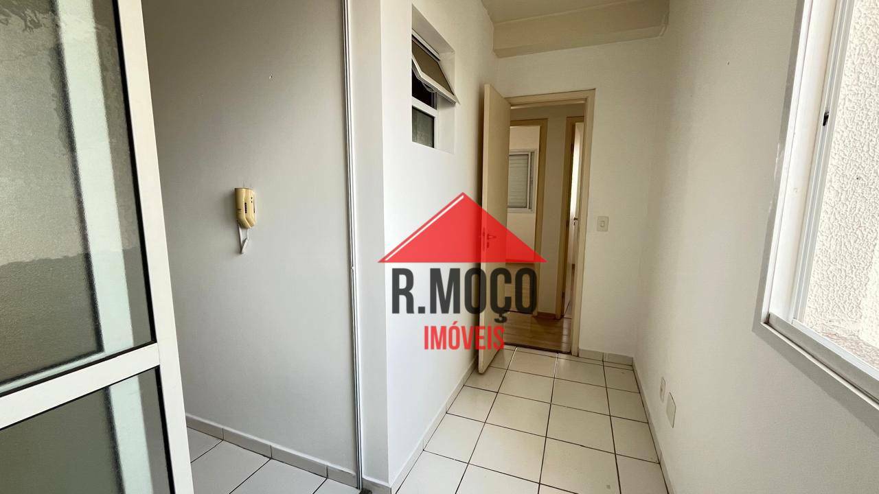 Apartamento para alugar com 3 quartos, 70m² - Foto 18