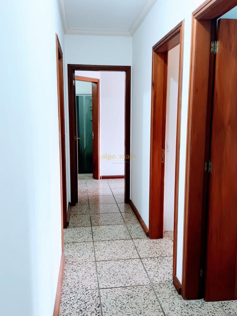 Apartamento à venda com 3 quartos, 140m² - Foto 22