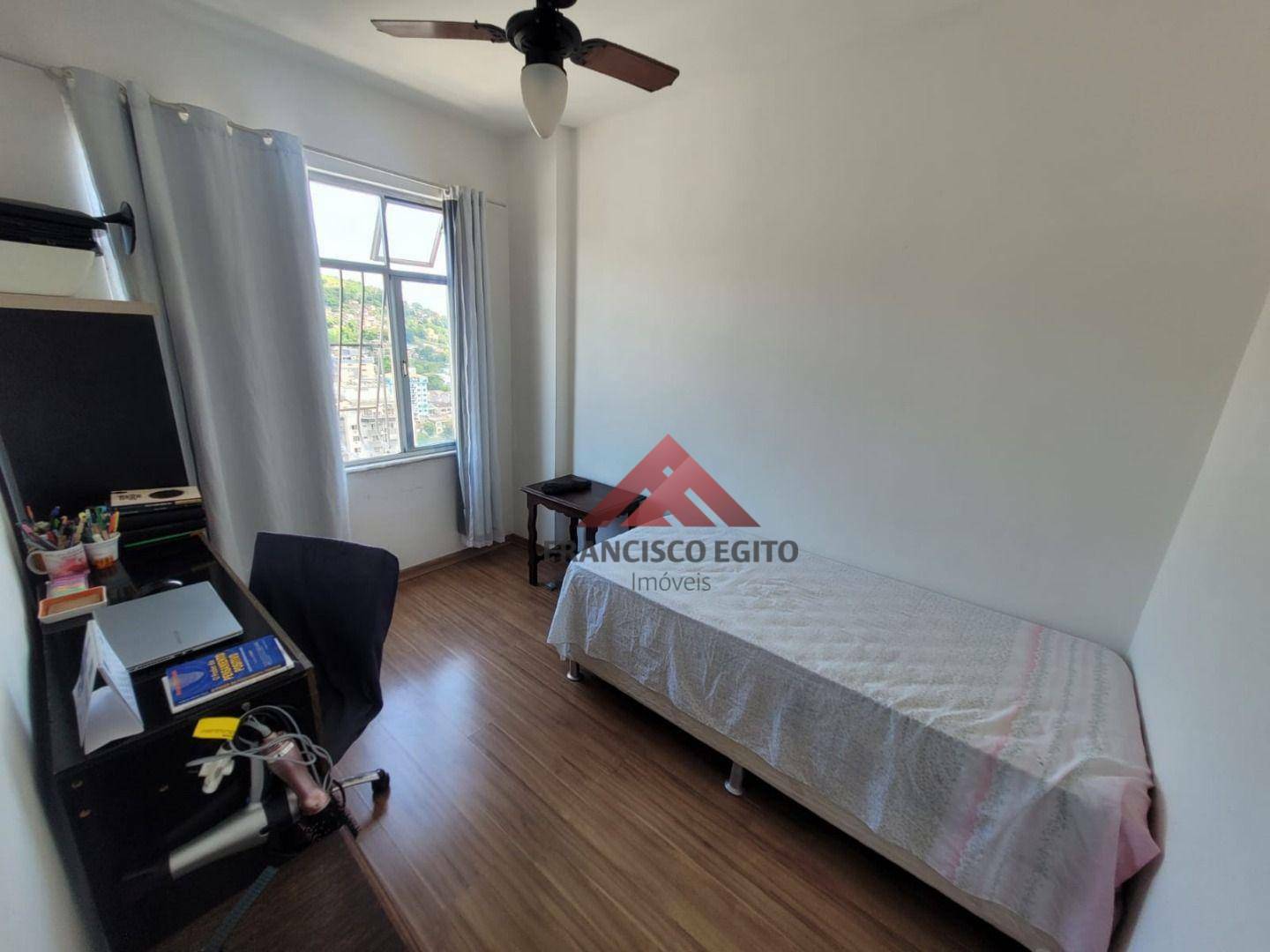 Apartamento à venda com 2 quartos, 62m² - Foto 12