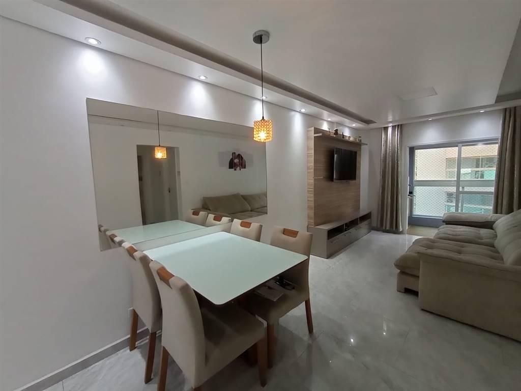 Apartamento à venda com 2 quartos, 80m² - Foto 4