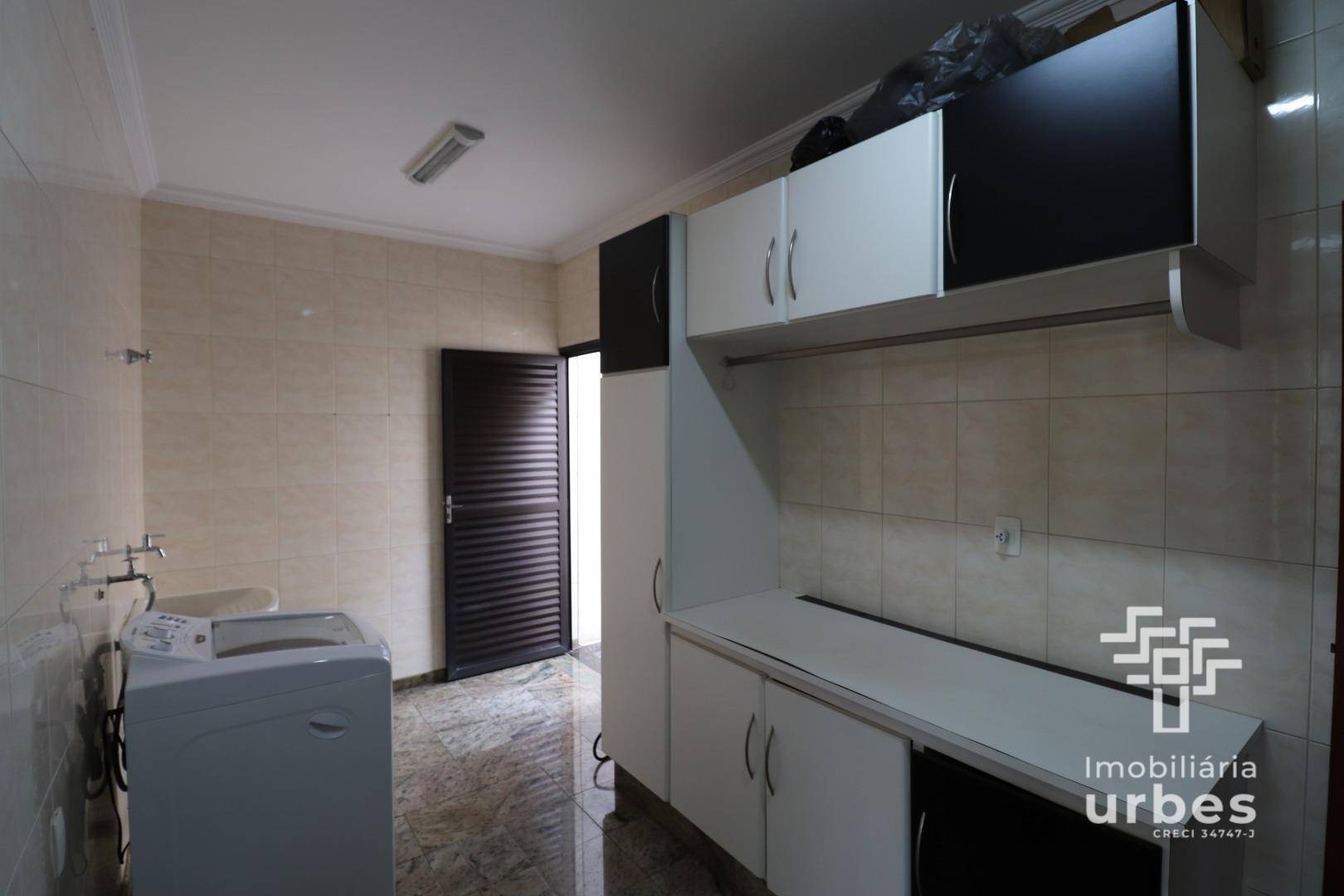 Casa à venda com 3 quartos, 400m² - Foto 44