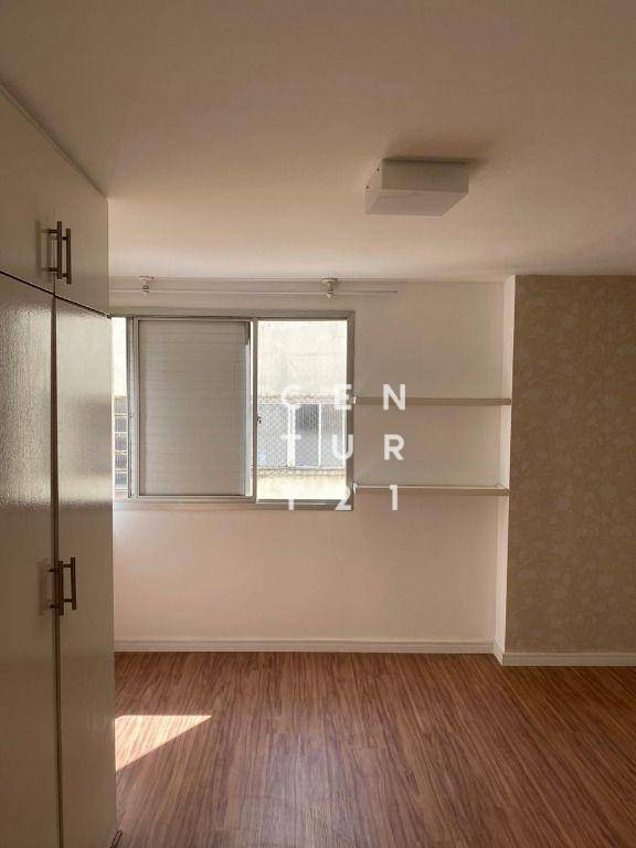 Apartamento para alugar com 3 quartos, 160m² - Foto 16