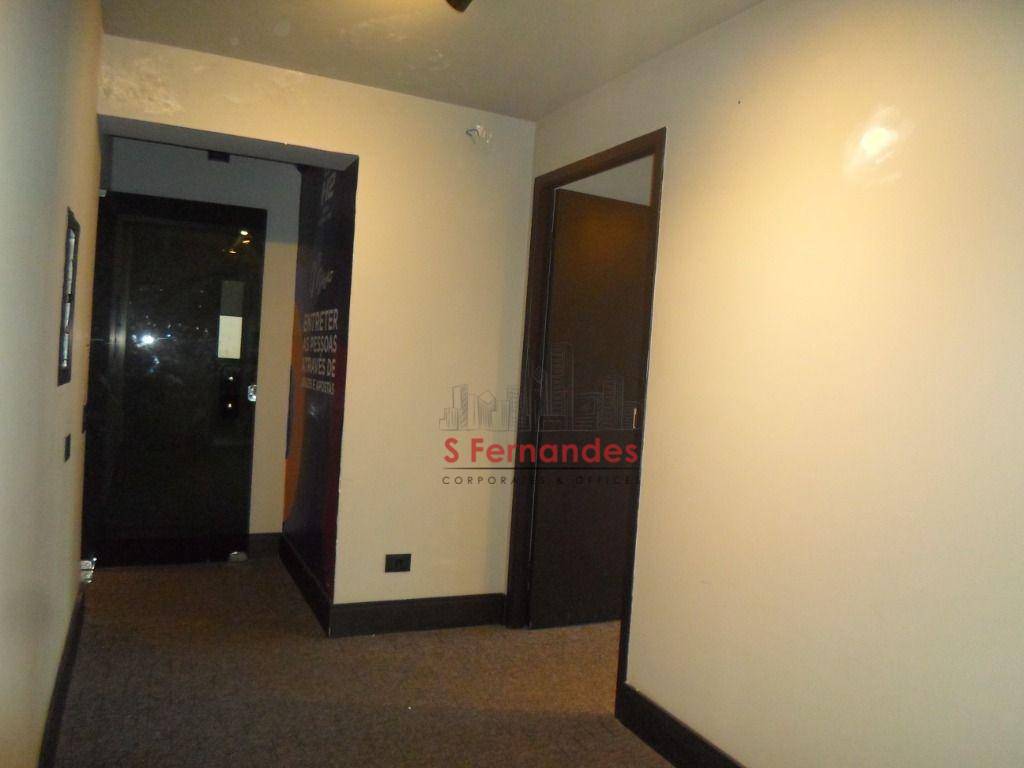 Conjunto Comercial-Sala para alugar, 67m² - Foto 2