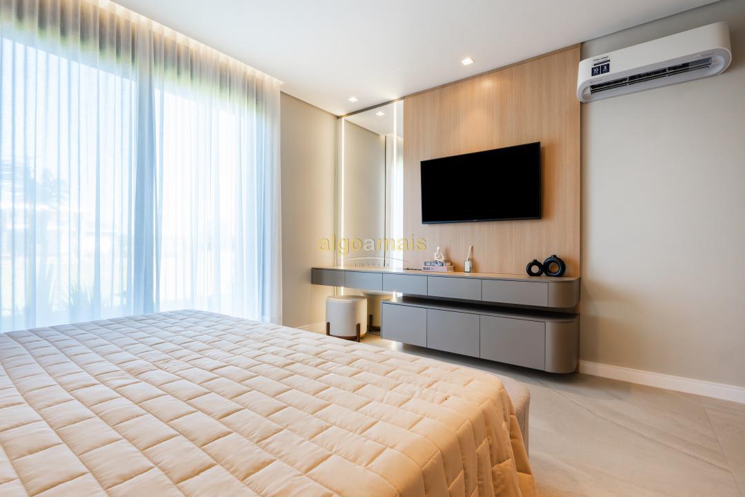 Casa de Condomínio à venda com 4 quartos, 278m² - Foto 16