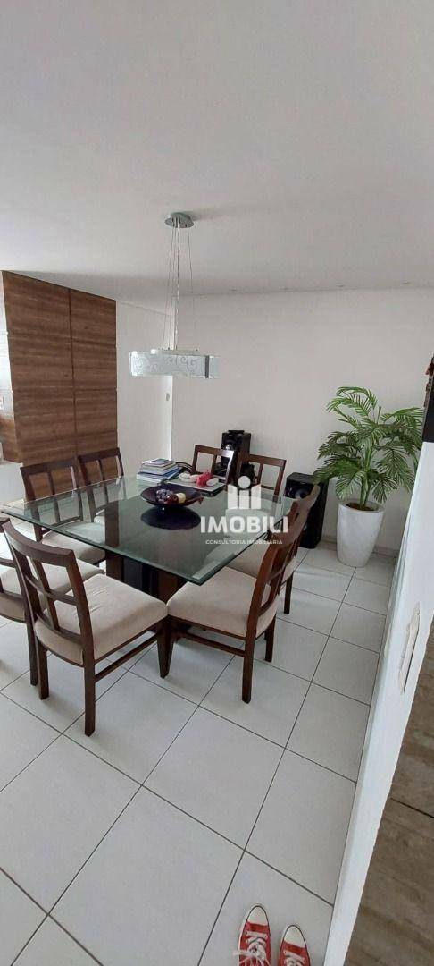 Apartamento à venda com 3 quartos, 98m² - Foto 3