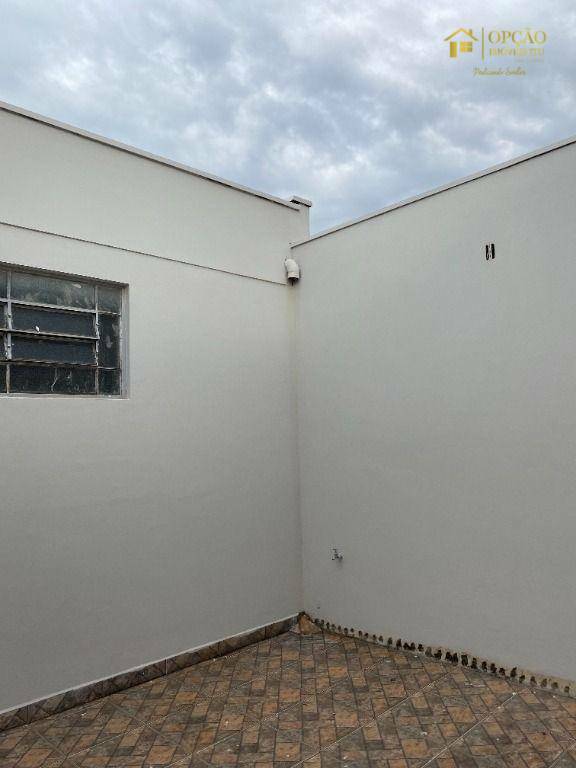 Casa para alugar com 3 quartos, 457m² - Foto 18