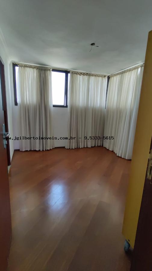 Apartamento à venda com 3 quartos, 330m² - Foto 1