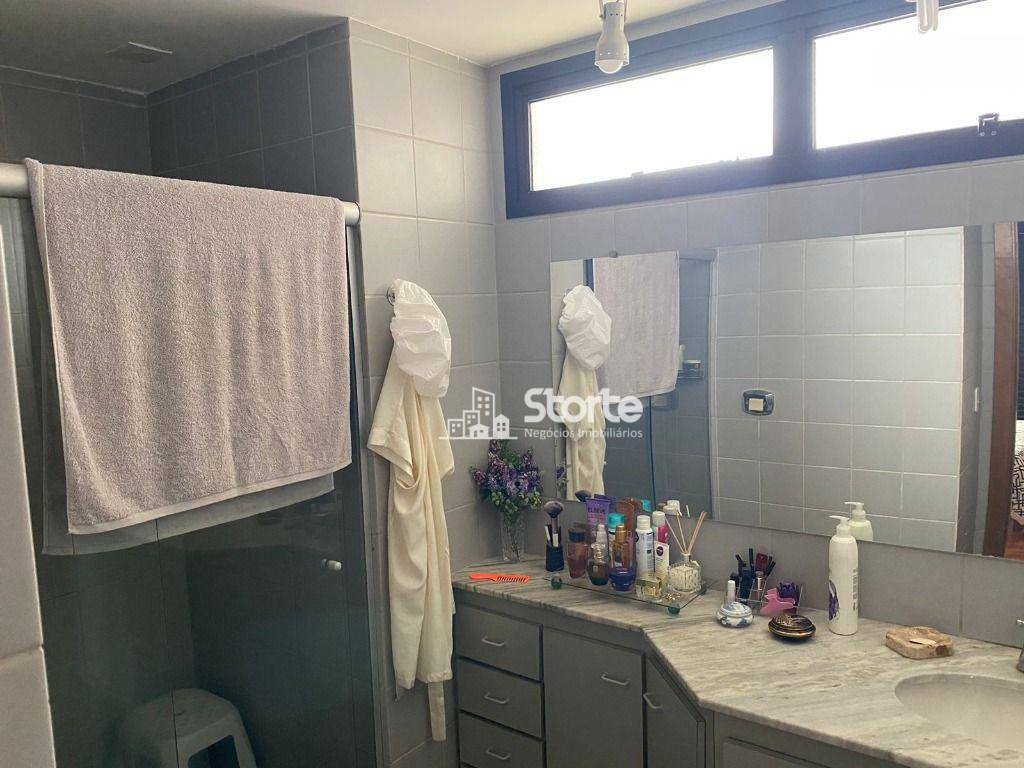 Apartamento à venda com 3 quartos, 121m² - Foto 21