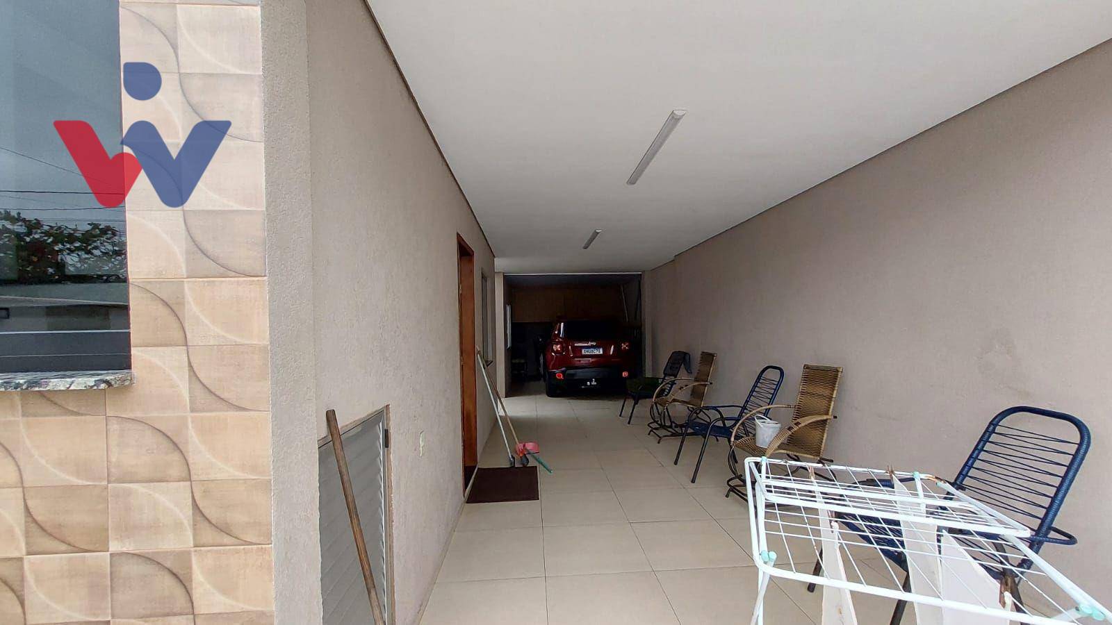 Sobrado à venda com 4 quartos, 200m² - Foto 4