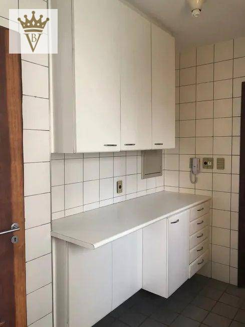 Apartamento à venda com 3 quartos, 95m² - Foto 12