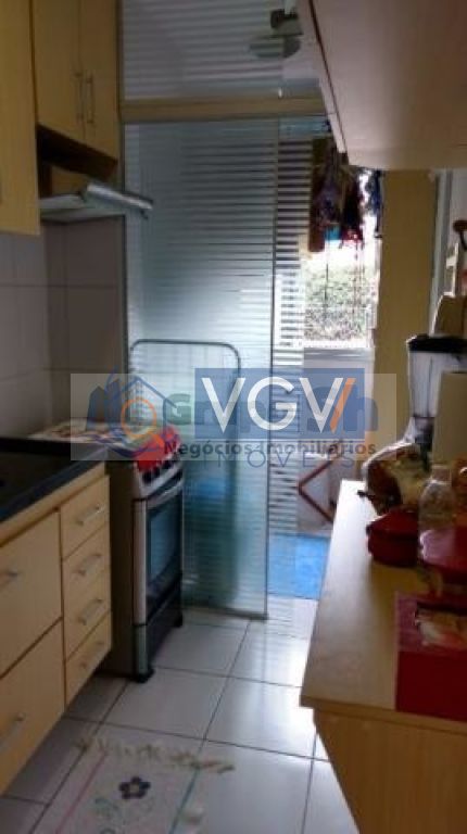 Apartamento à venda com 2 quartos, 49m² - Foto 8