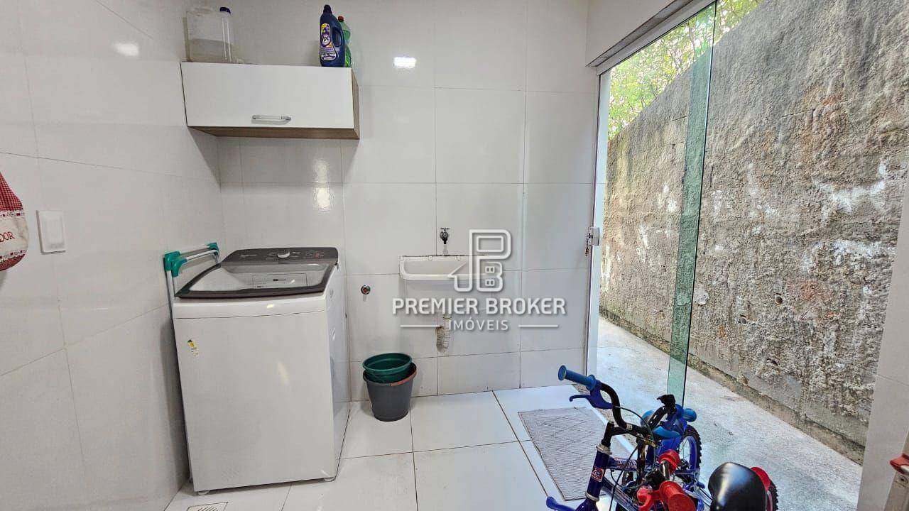 Casa de Condomínio para alugar com 3 quartos, 180m² - Foto 13