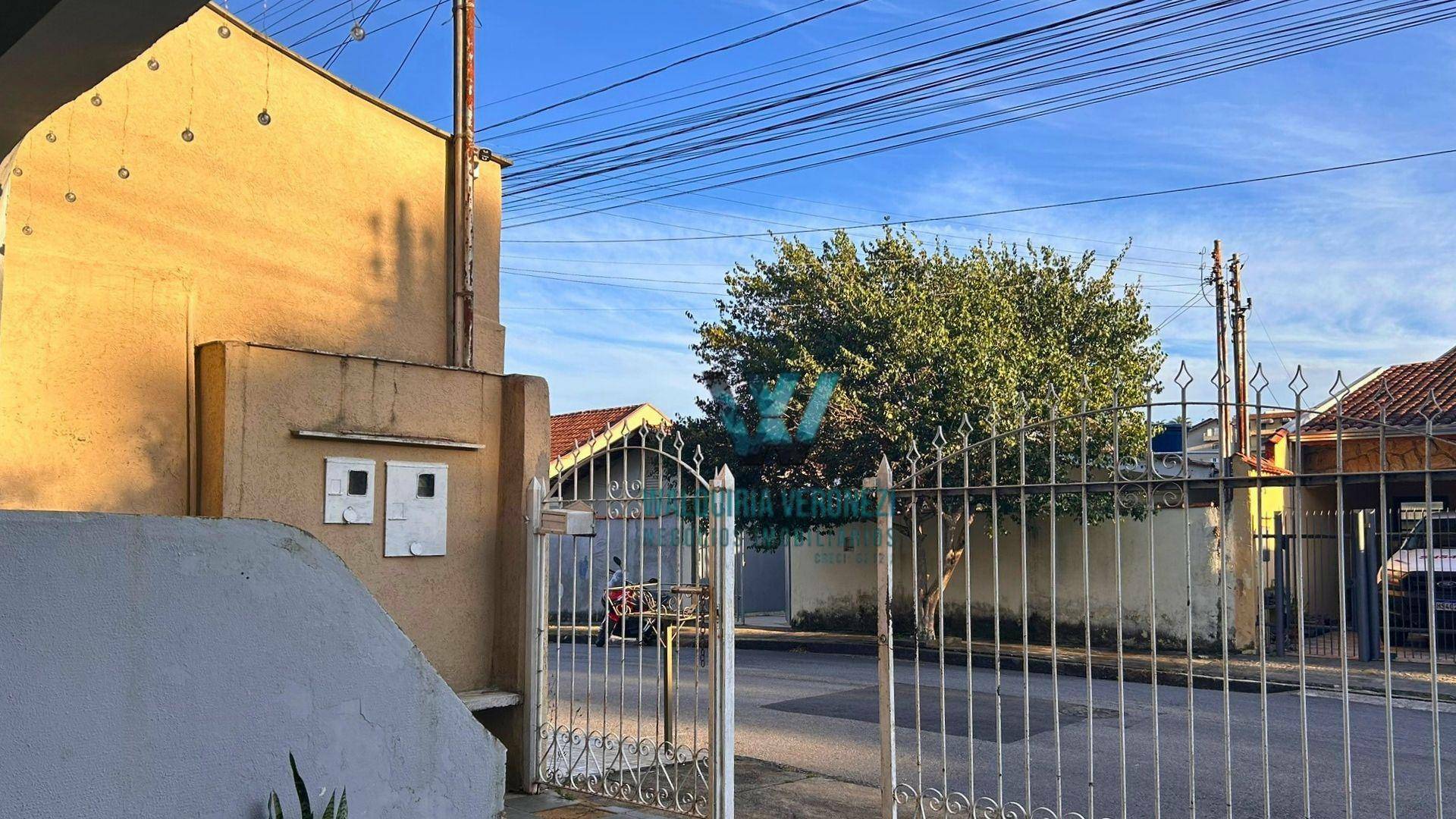 Casa à venda com 3 quartos, 200m² - Foto 5