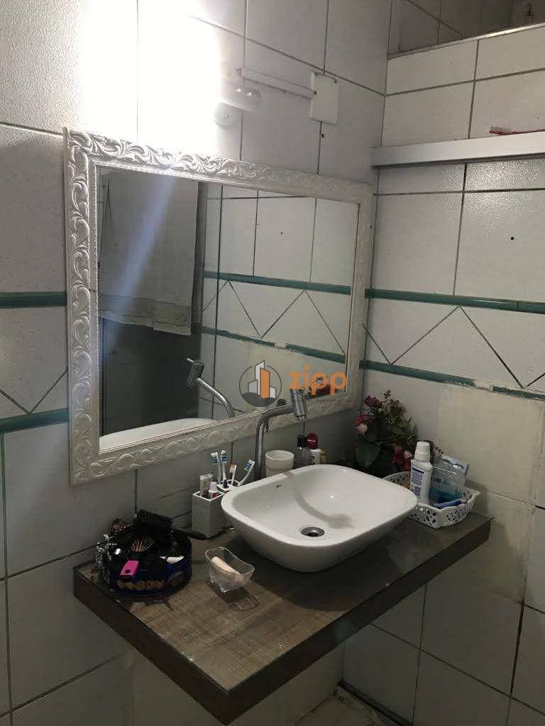 Apartamento à venda com 2 quartos, 73m² - Foto 12