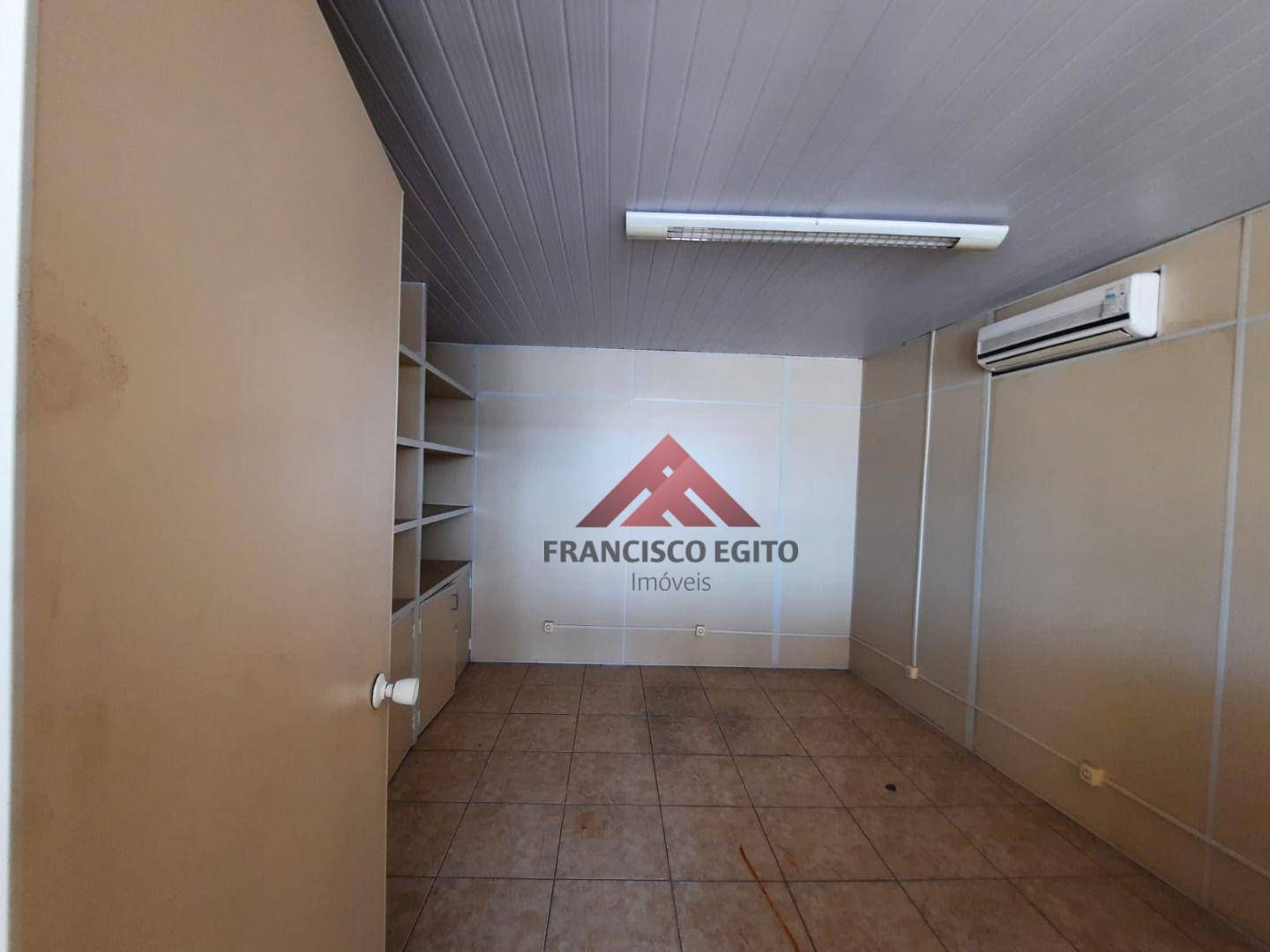 Prédio Inteiro para alugar, 240m² - Foto 14