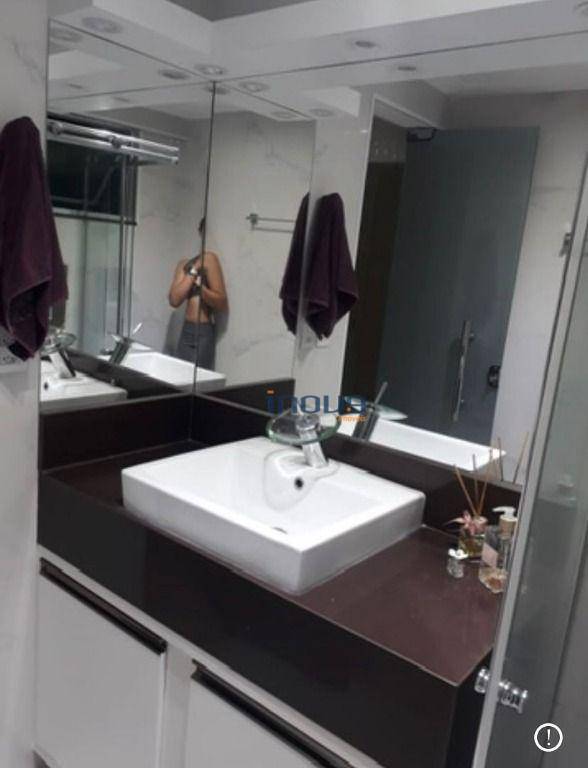 Apartamento à venda com 2 quartos, 70m² - Foto 15