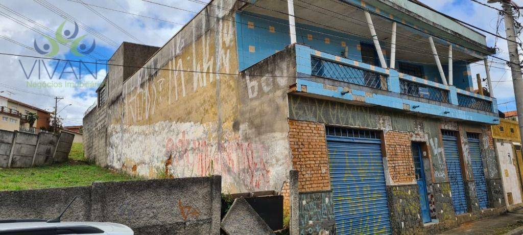 Sobrado à venda com 2 quartos, 291m² - Foto 2