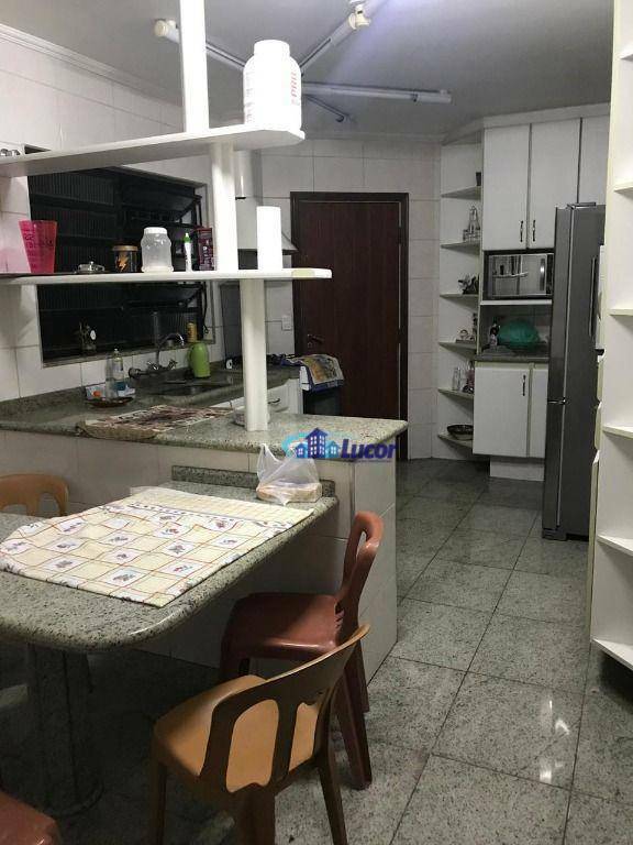 Sobrado para alugar com 4 quartos, 280m² - Foto 6