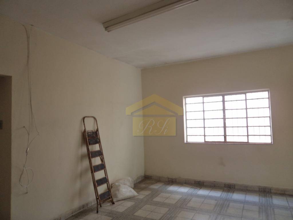 Casa à venda com 2 quartos, 184m² - Foto 10