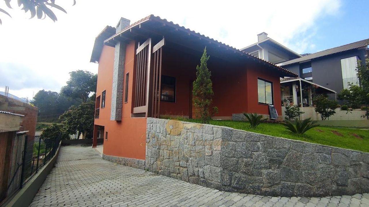 Casa de Condomínio à venda com 3 quartos, 300m² - Foto 1