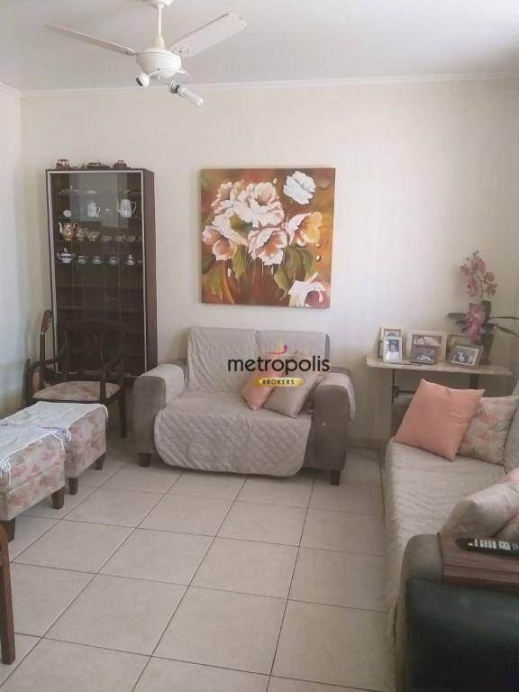 Sobrado à venda com 3 quartos, 217m² - Foto 2