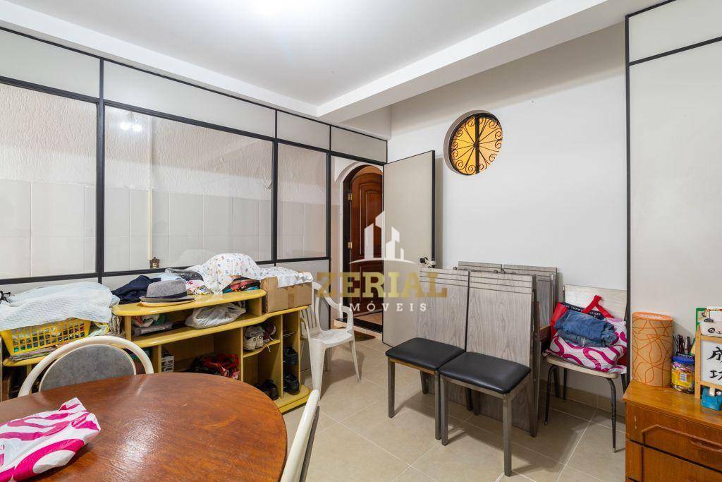 Casa à venda com 3 quartos, 232m² - Foto 14