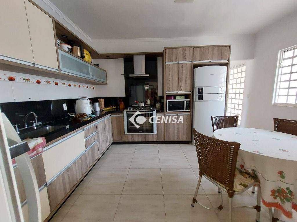 Casa à venda com 3 quartos, 166m² - Foto 6