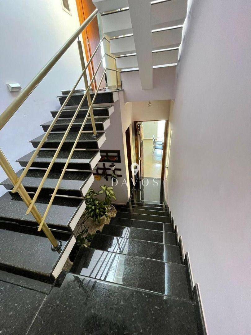 Sobrado à venda com 3 quartos, 240m² - Foto 18