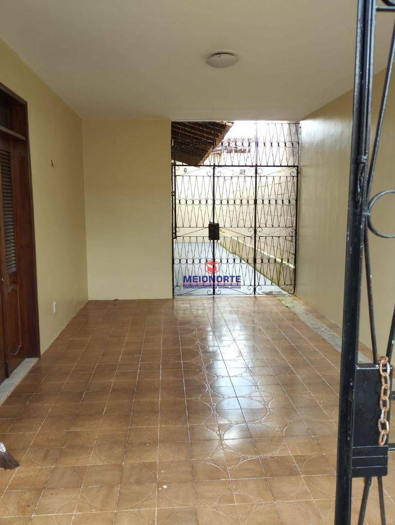 Casa à venda com 4 quartos, 150m² - Foto 5